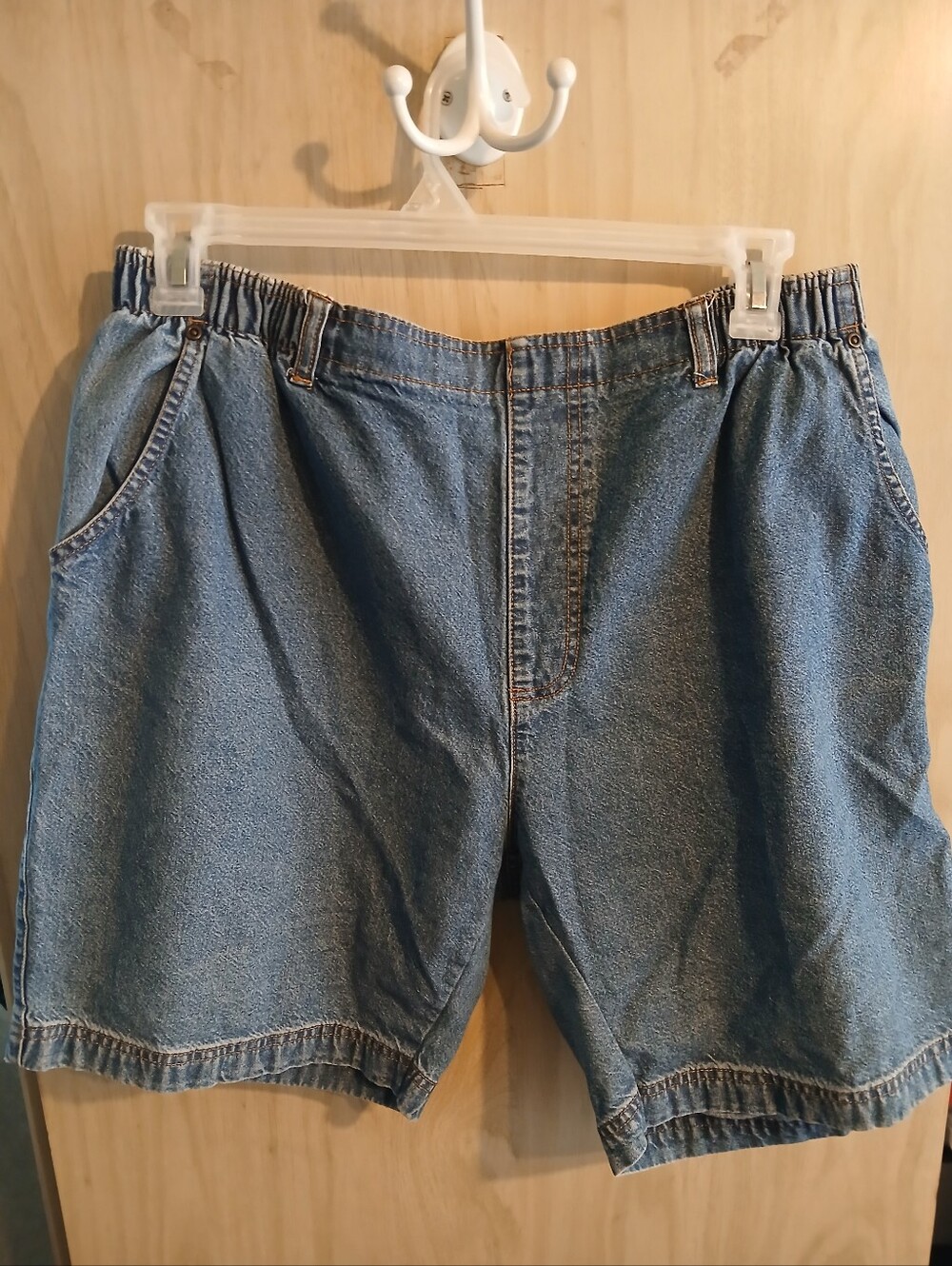 Vtg White Stag Plus Women's 20 Light Wash Elastic Waistband Pull On Denim Shorts